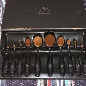 10 piece makeup brush set